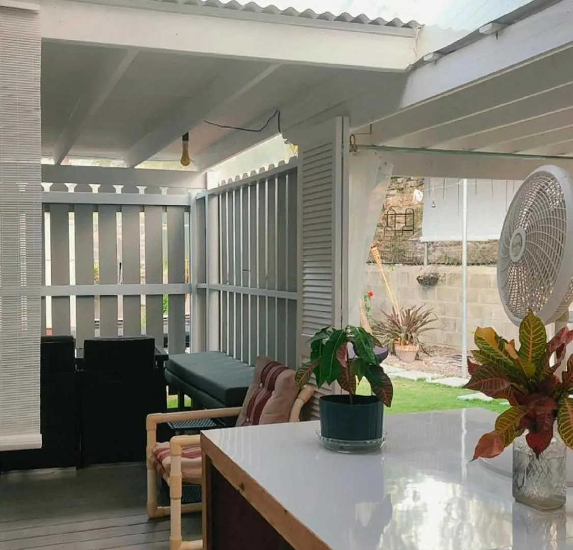 Guest house Labellevue Antigua Micro-Hotel And Car Rental Crosbies