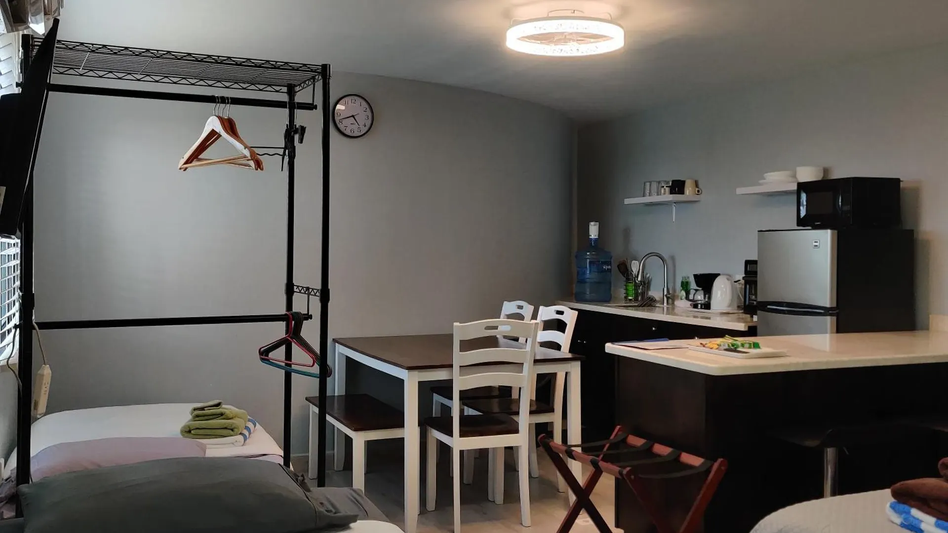 Guest house Labellevue Antigua Micro-Hotel And Car Rental Crosbies