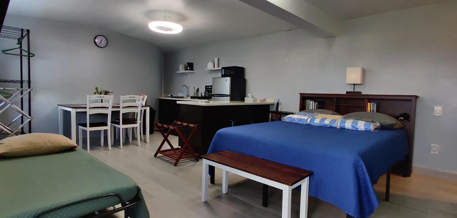 Guest house Labellevue Antigua Micro-Hotel And Car Rental Crosbies