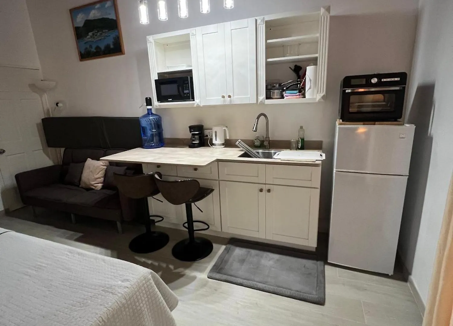 Guest house Labellevue Antigua Micro-Hotel And Car Rental Crosbies