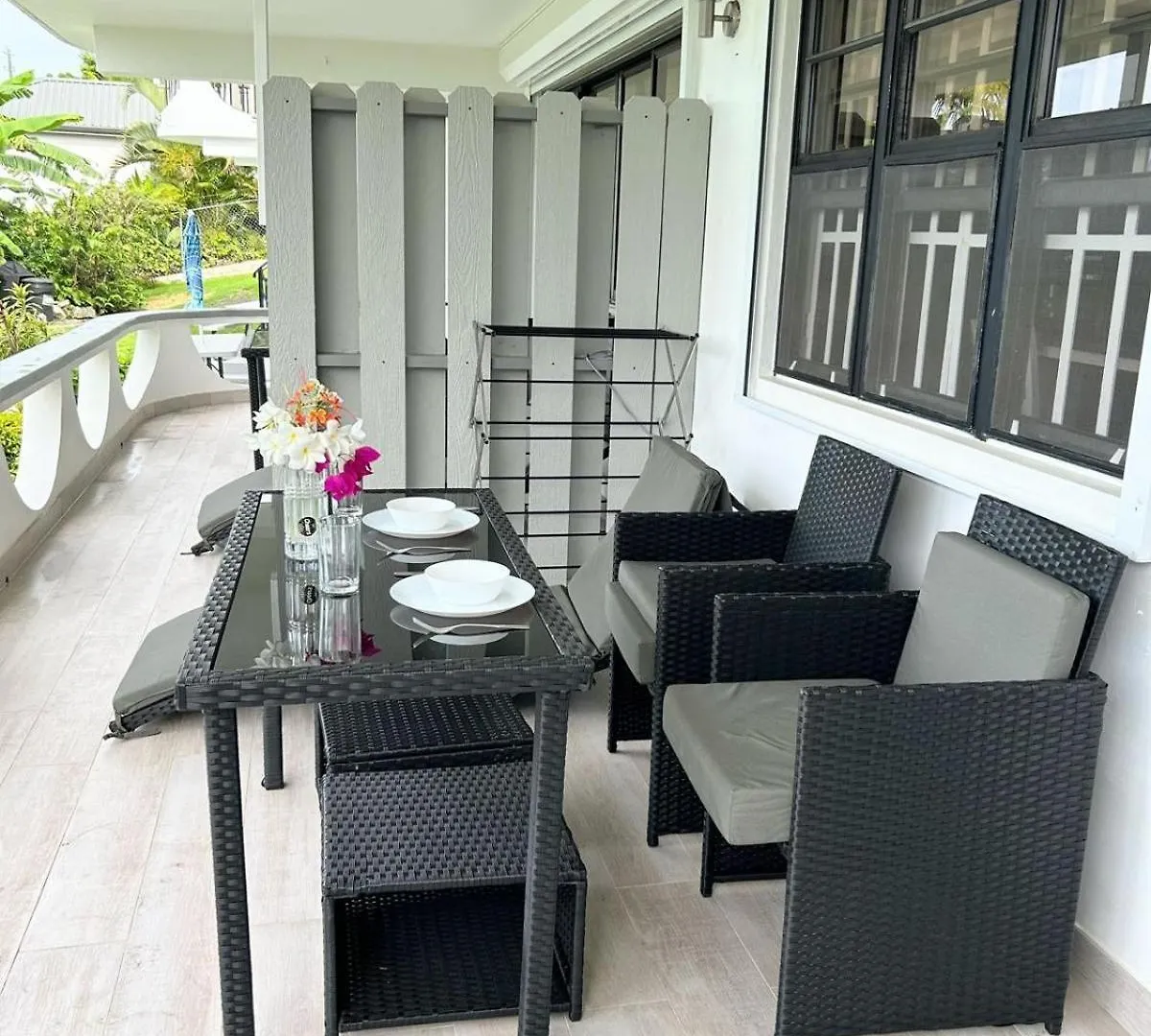 Labellevue Antigua Micro-Hotel And Car Rental Crosbies