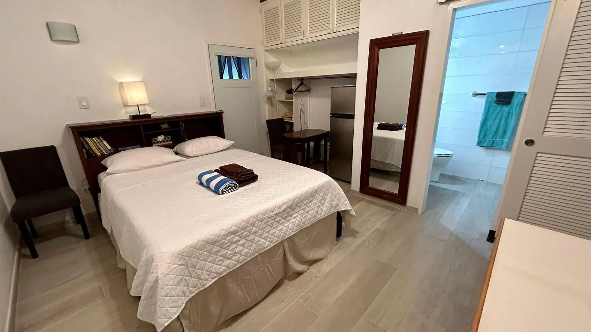 Guest house Labellevue Antigua Micro-Hotel And Car Rental Crosbies Antigua/Barbuda