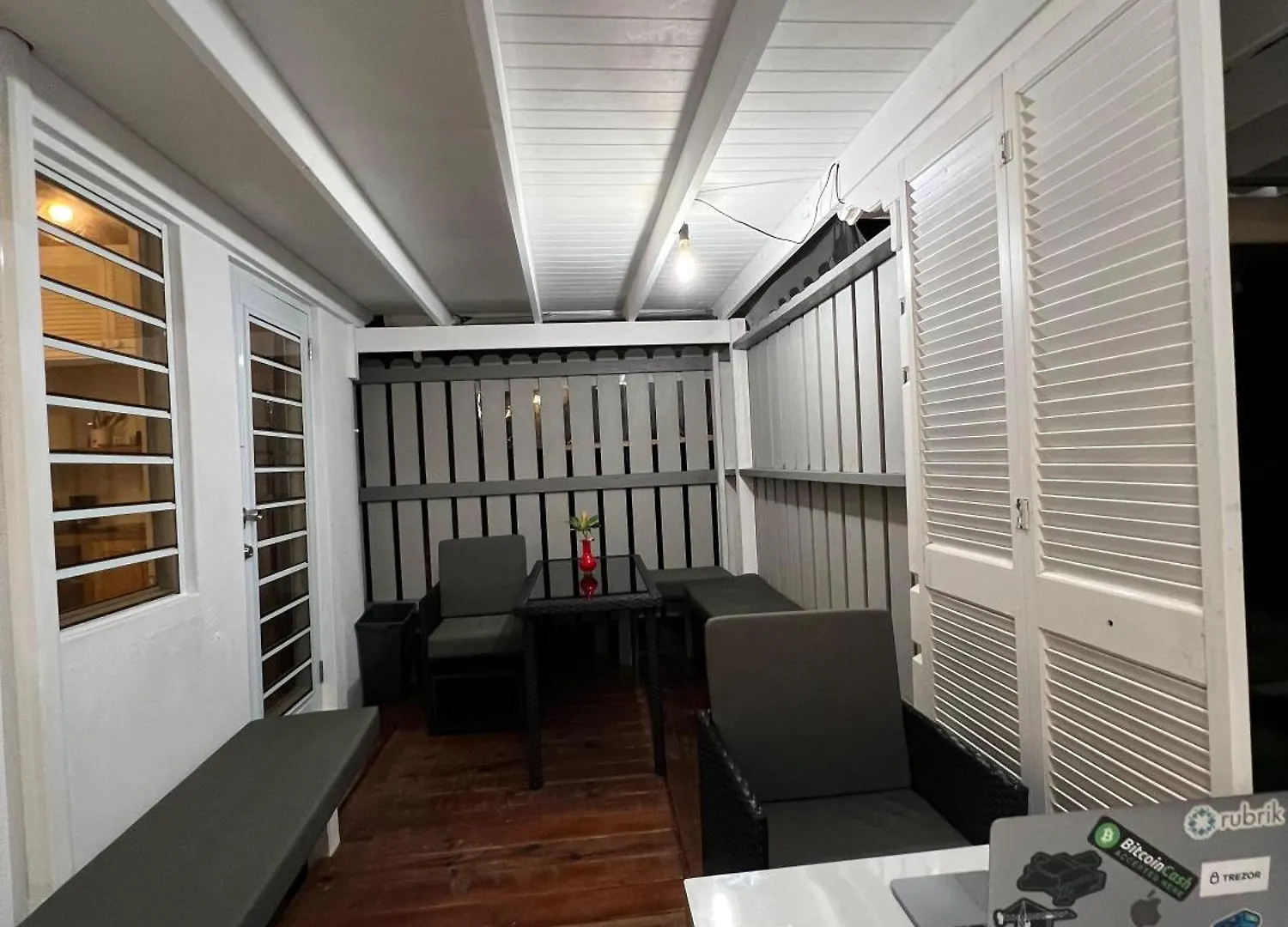 Guest house Labellevue Antigua Micro-Hotel And Car Rental Crosbies